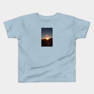 Setting sun Kids T-Shirt